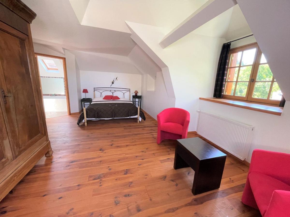 Domaine De Montvianeix Panzió Saint-Victor-Montvianeix Kültér fotó