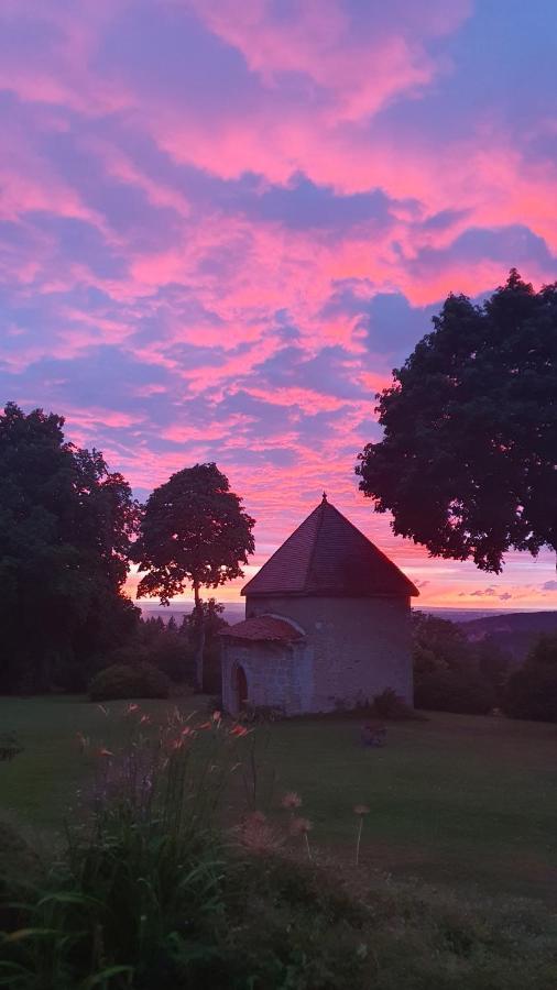 Domaine De Montvianeix Panzió Saint-Victor-Montvianeix Kültér fotó