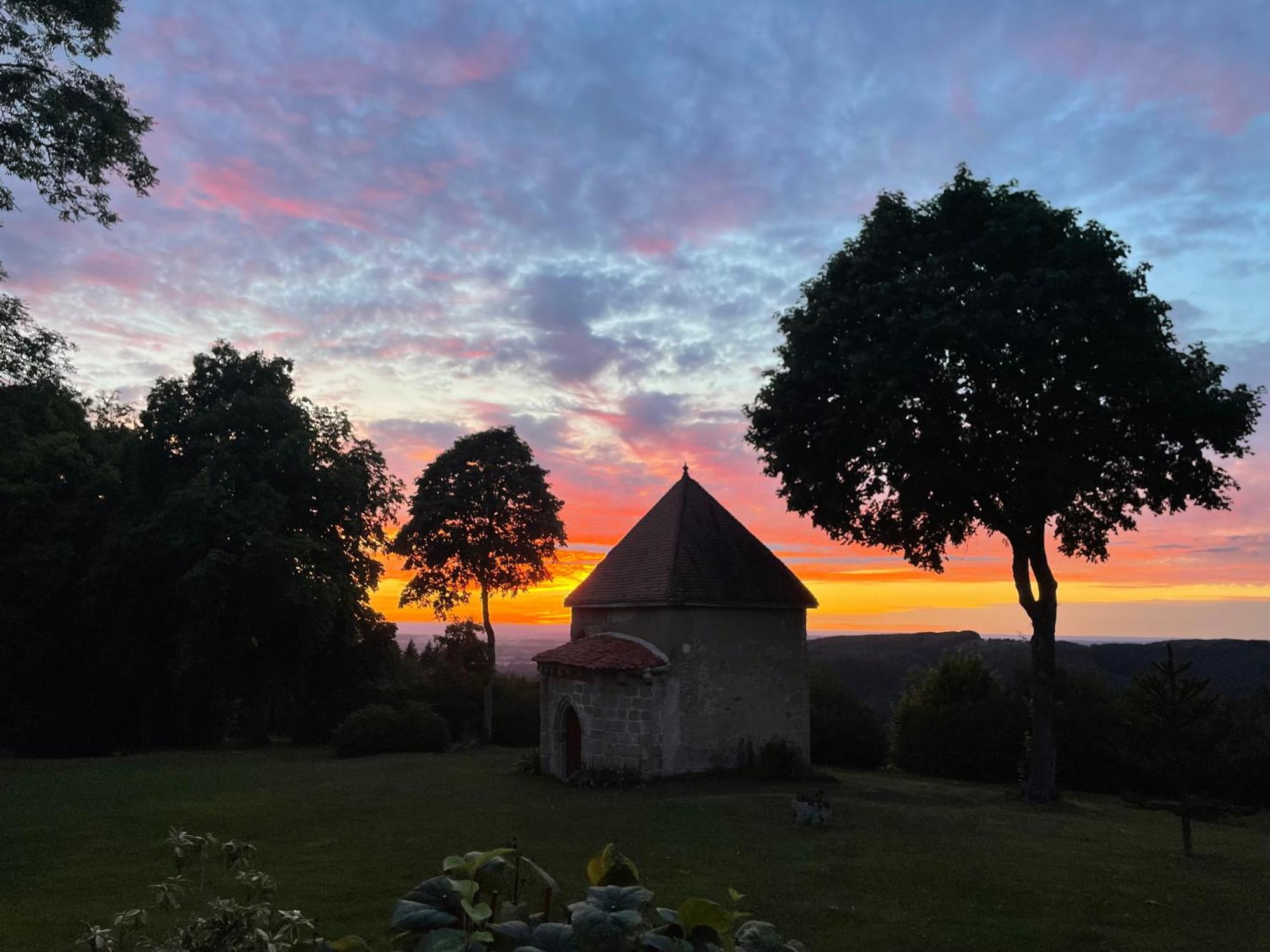 Domaine De Montvianeix Panzió Saint-Victor-Montvianeix Kültér fotó