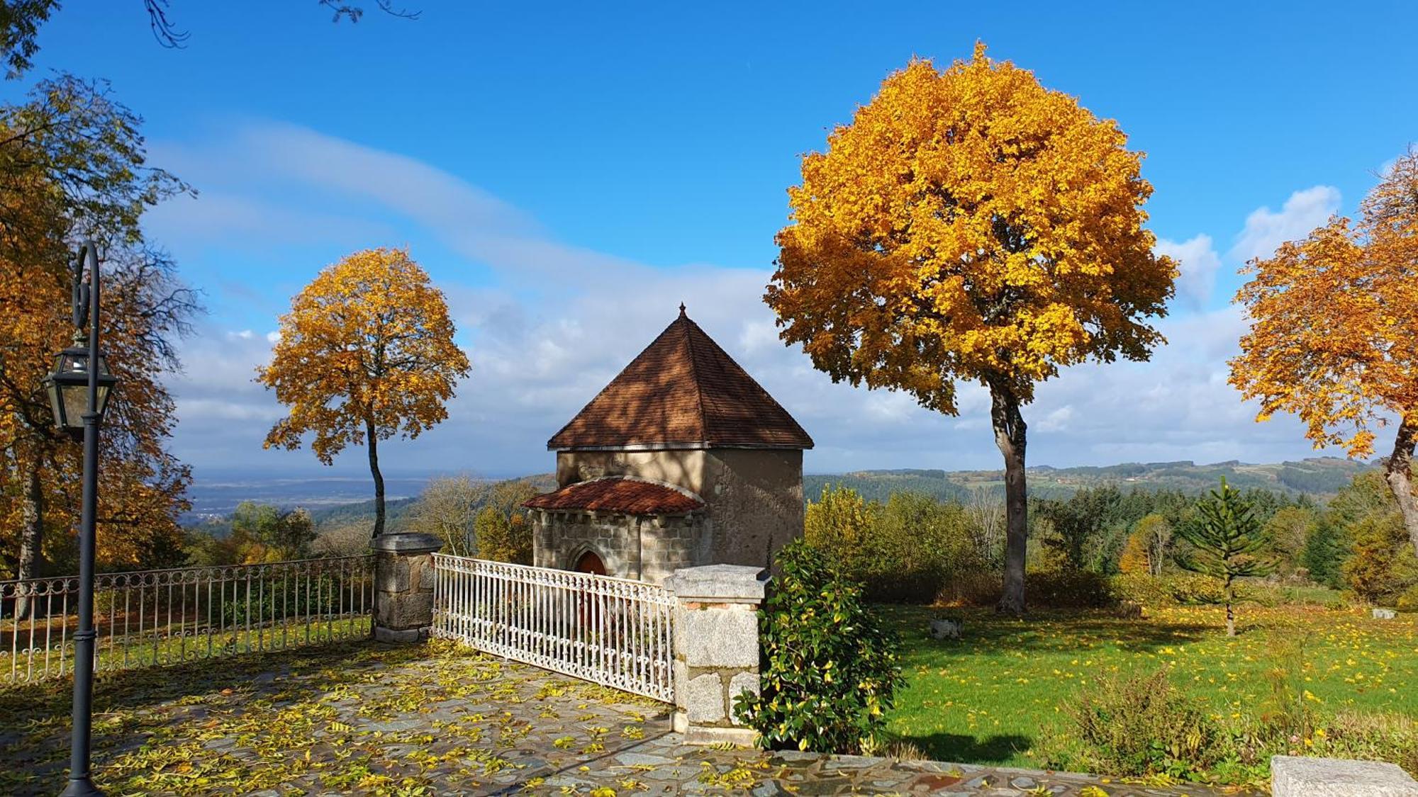 Domaine De Montvianeix Panzió Saint-Victor-Montvianeix Kültér fotó